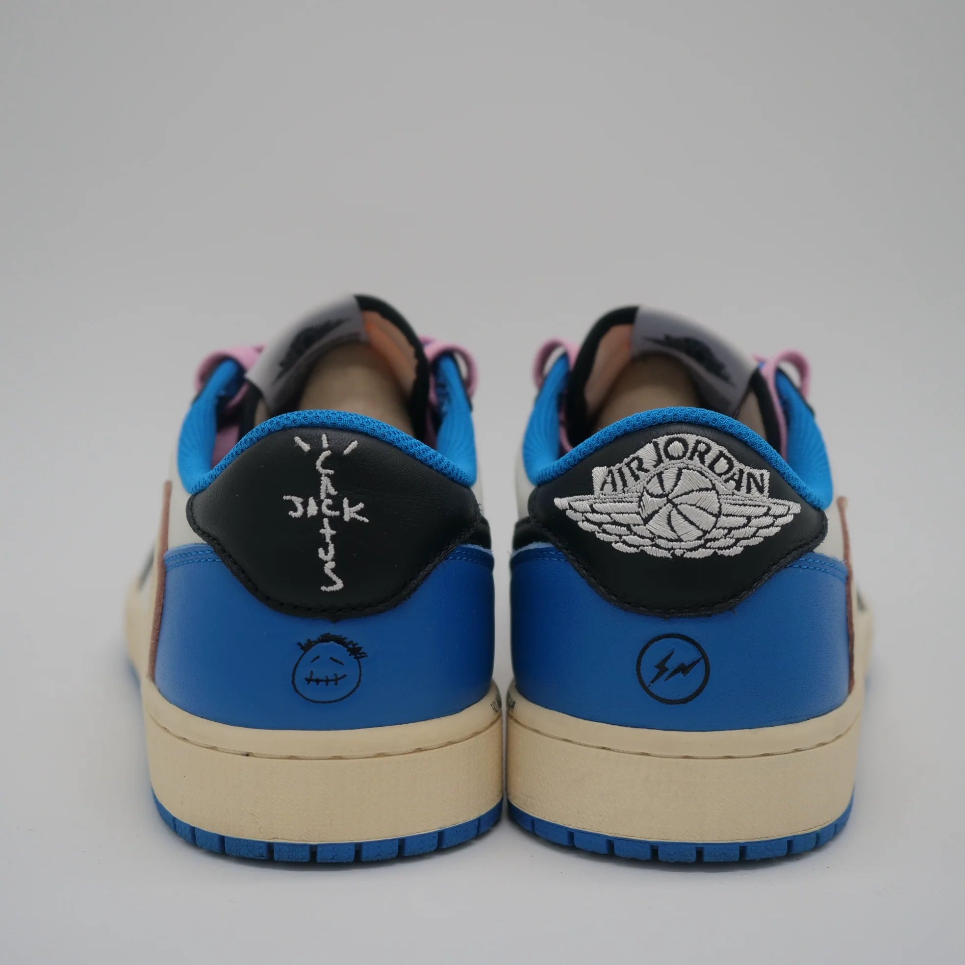 Air Jordan 1 Low x Travis Scott x fragment design - EU 43