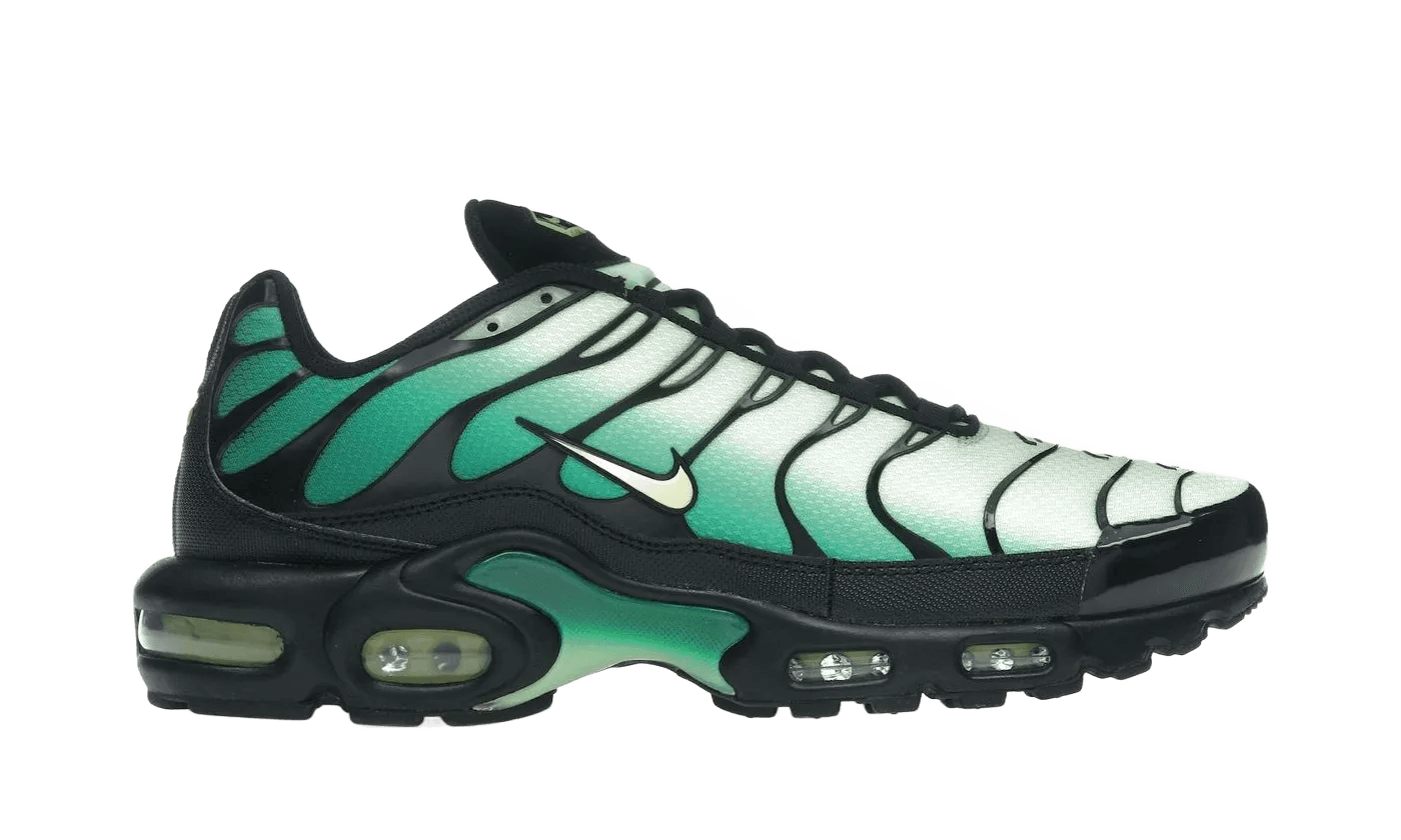 Nike Air Max Plus Vapor Green Malachite Black Light Lemon Twist - DM0032-301